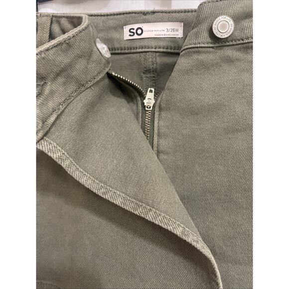 Juniors’ So High Rise Mini Skort Size 3/26W Green Zipper Button 2 Pocket Stretch - Picture 4 of 5